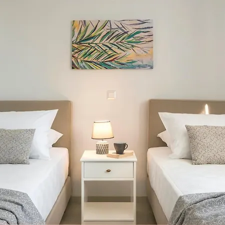 Apollonides Beach Houses 2 *