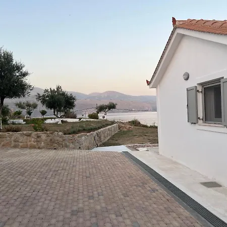 Apollonides Beach Houses 2 Villa Lixouri